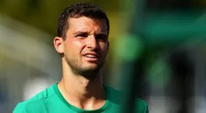 {{ otherArticle[0].article.title }}