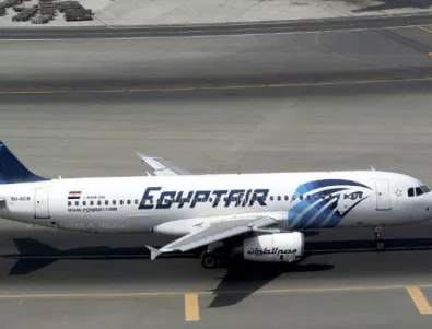 Отломките край о. Карпатос са от изчезналия самолет, потвърди авиокомпанията