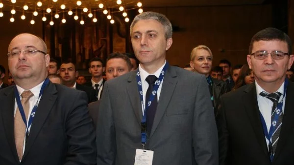 ДПС избира председател на партията, Мустафа Карадайъ е фаворит