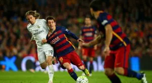 ГАЛЕРИЯ: Идеалният тим на Европа за сезон 2015/16