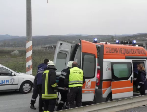 Лек автомобил и ТИР са катастрофирали на Околовръстното в София
