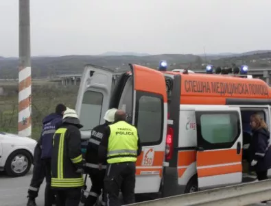 Катастрофа между два микробуса на главния път София-Русе