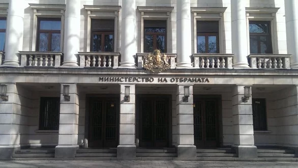 Прокуратурата проверява поръчките във военното министерство
