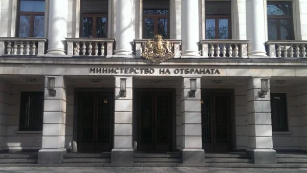 Министерството на отбраната дава над 1,5 млн. лв. за компютри