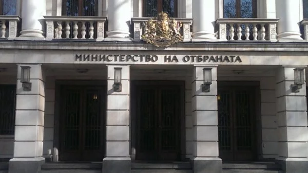 Министерството на отбраната дава 12 млн. лева за криптографи