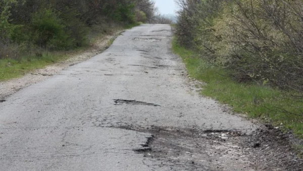 Пътищата у нас са по-лоши, отколкото в Танзания, Алжир и Мали