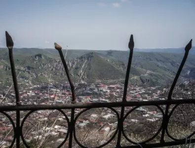 Нарушава се примирието в Нагорни Карабах