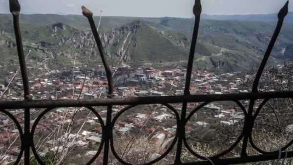 Нарушава се примирието в Нагорни Карабах