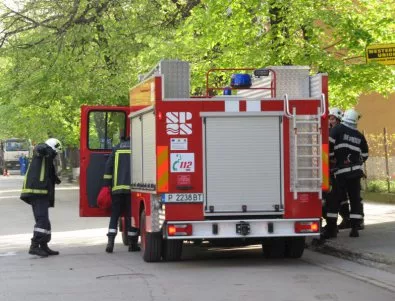 Разследват евентуален палеж на кола в Добрич, засегнал и друг автомобил