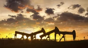 Саудитска Арабия свива доставките на петрол 