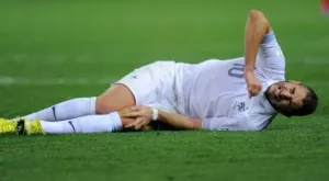 Варан и Бензема пропускат следващия мач на Реал