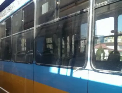 Трамвайното задръстване до НДК е станало заради инцидент с човек*
