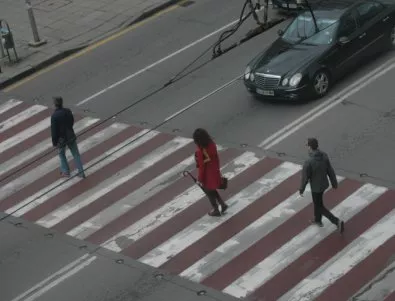 Предложение за промяна: На пешеходна пътека с предимство да е само пешеходецът