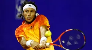 Хуан Монако вдигна за втори път трофея в Хюстън