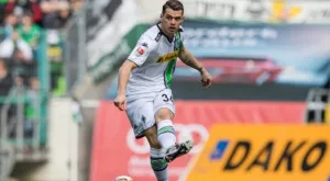 Звезда на Борусия (М): Мечтая за Арсенал