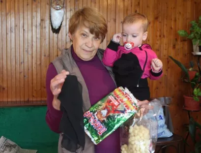 Баба откри траурно шалче в пакет с царевични пръчици