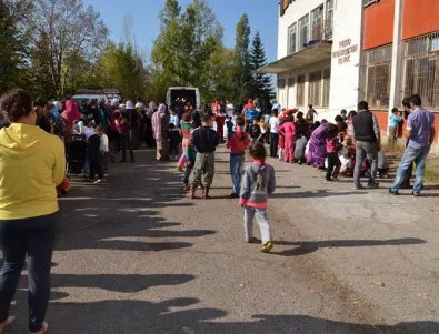 ВМРО иска закриване на центровете за бежанци в столицата