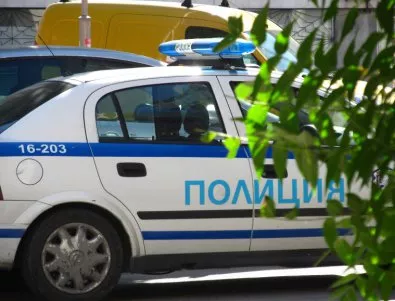 Заловиха камион пълен с нелегални имигранти в София, шофьорът избяга