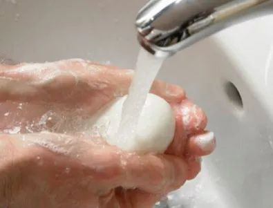 С какво е опасно честото миене на ръцете