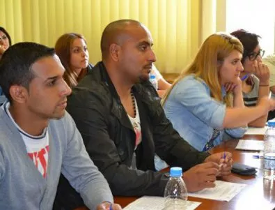 Ромският образователен фонд отпуска 250 стипендии за студенти