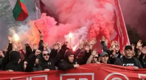 {{ otherArticle[0].article.title }}