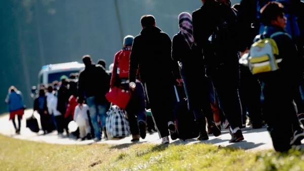 Мигранти: Българските граничари ни набиха, ограбиха и ни върнаха обратно