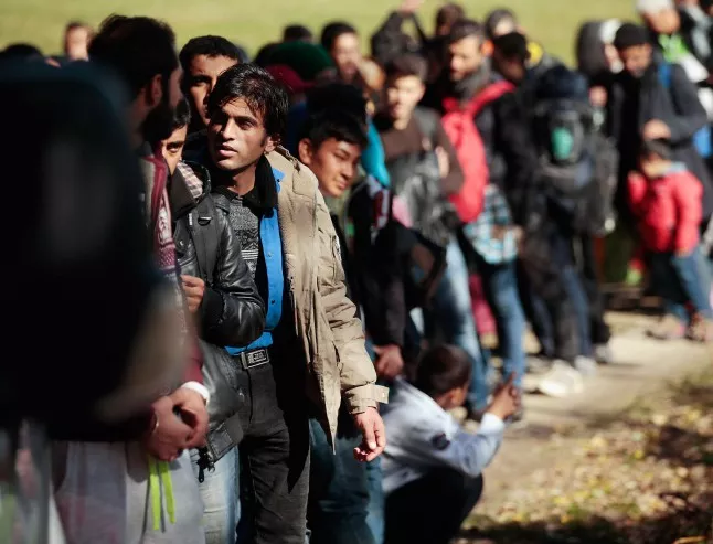 ВКБОО: Балканските държави незаконно връщат бежанци
