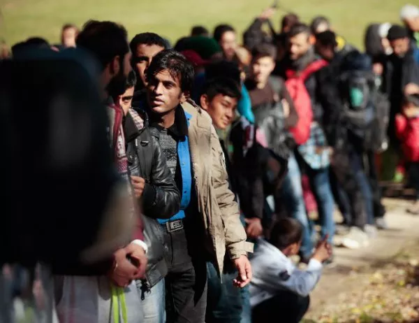 Австрийски министър: Много нелегални мигранти минават през България