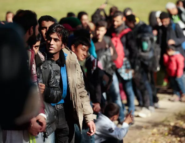 Австрия дава 1000 евро на мигрант ако напусне доброволно