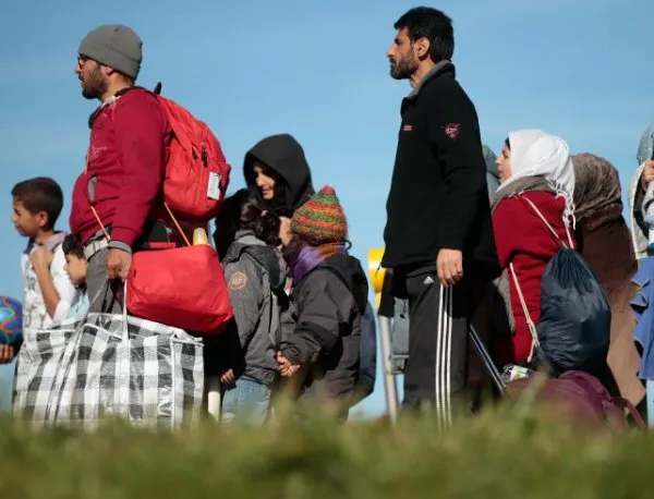 Германия очаква половин милион роднини на приети бежанци
