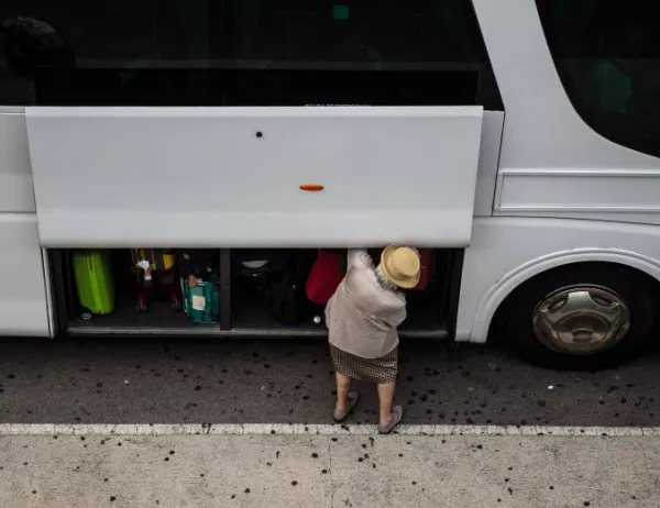 20 автобуса с българи забавени с часове на сръбско-унгарската граница