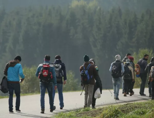 Бежанци продават органите си, за да платят пътя си до Европа 