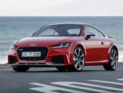 Audi извади на светло TT RS Coupe и Roadster
