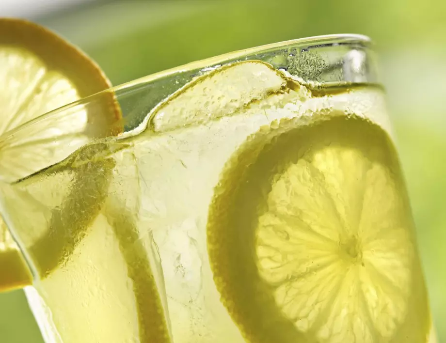 Как да си направим вкусна домашна лимонада бързо и лесно