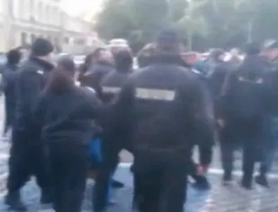 Манол Глишев за ареста на протестиращ: Полицията позори пагона си