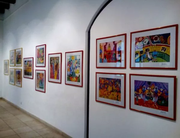 Варненска детска школа по живопис чества 45 години с голяма изложба