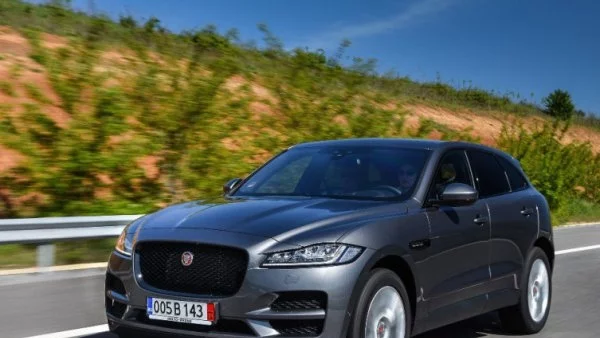 Jaguar F-Pace 3,0 V6: Оргазъм за сетивата (тест-драйв)