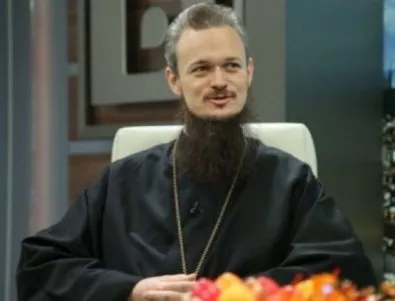 Архимандрит Дионисий може да стане монах в Бачковския манастир