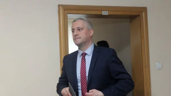 Божидар Лукарски хвърли оставка като лидер на СДС
