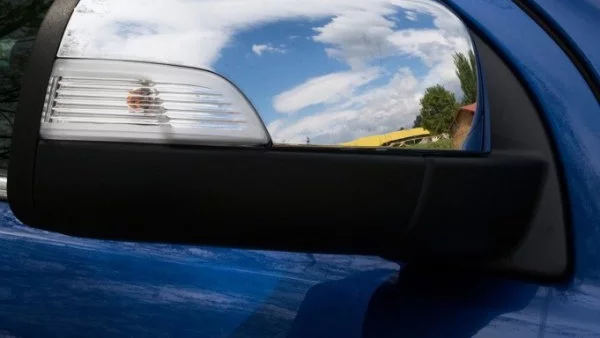 До няколко години Ford ще пусне автомобил без волан и педали