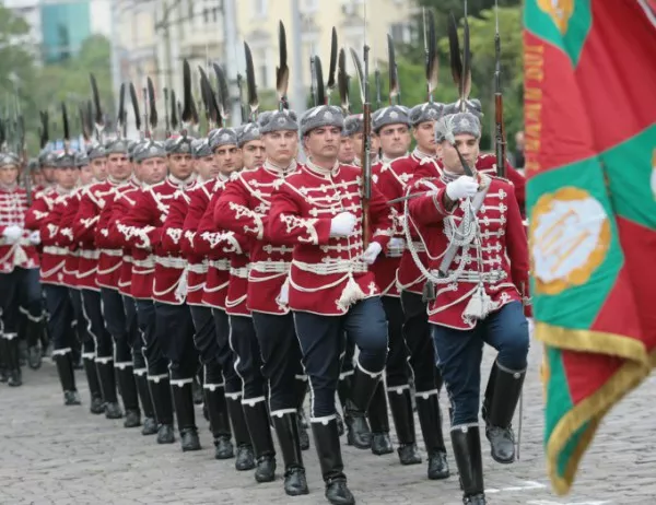 Военният парад за 6 май ще струва над половин милион лева 
