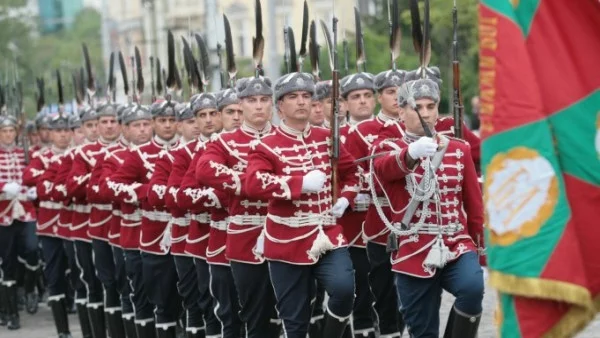 Военният парад за 6 май ще струва над половин милион лева 