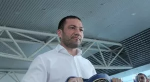 Кобрата събира пари за онкоболни деца