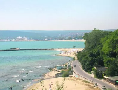 Изцяло се обновява районът около крайбрежната алея на Варна
