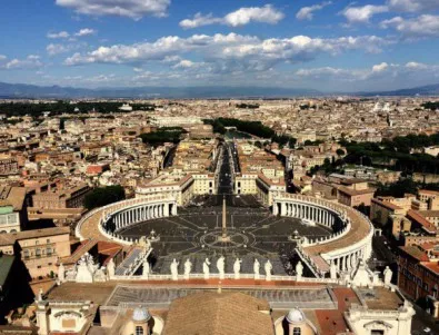 Журналист оглави висша служба във Ватикана 