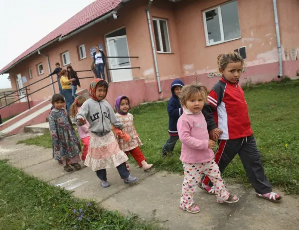 България напредва бързо в интеграцията на ромите
