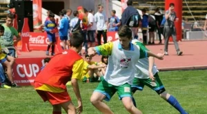 24 отбора от Велико Търново се впускат за място на финалите на "Купата на Coca-Cola: Движи се!"