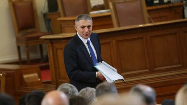 ДПС към Борисов: Цинизъм е да направиш Симеонов вицепремиер
