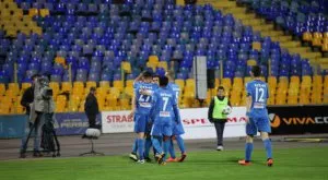 {{ otherArticle[0].article.title }}