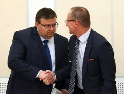 Цацаров и Панов единодушни - да няма детектор на лъжата при проверка на магистрати